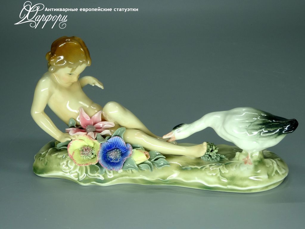 Купить фарфоровую статуэтку KARL ENS Девочка и гусь